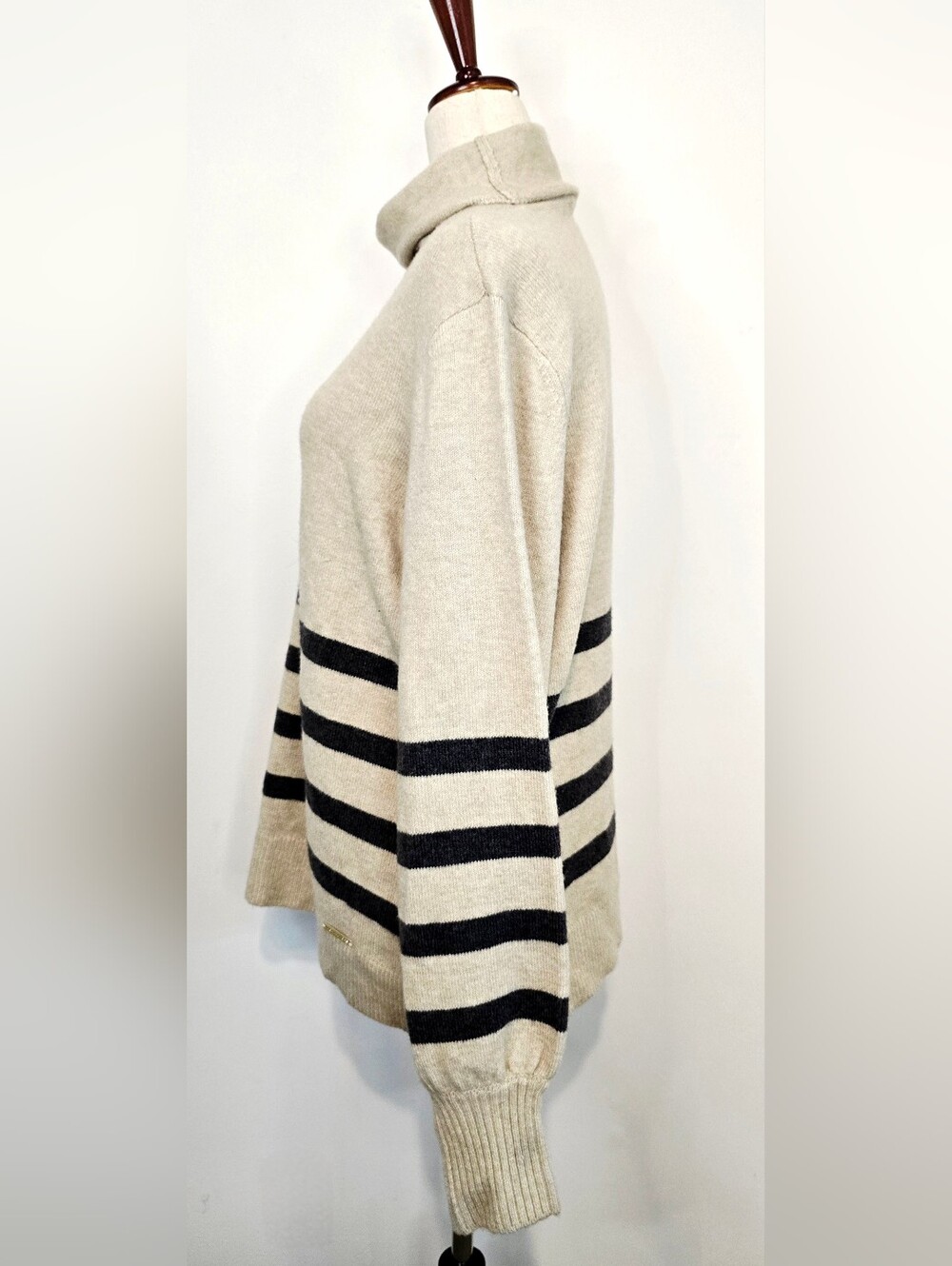 Michael Kors Striped Turtleneck Sweater Quiet Luxury Coastal Chic Academic - Picture 5 of 8